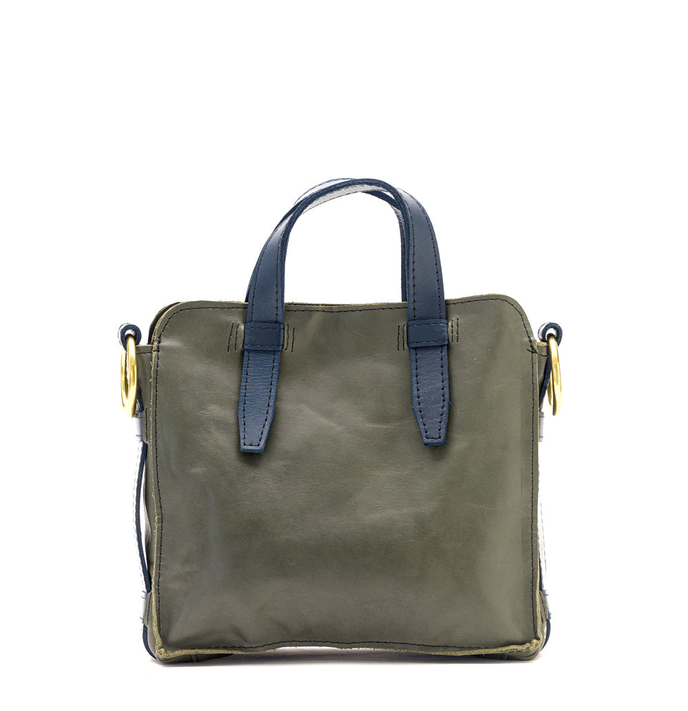 Barton Carryall